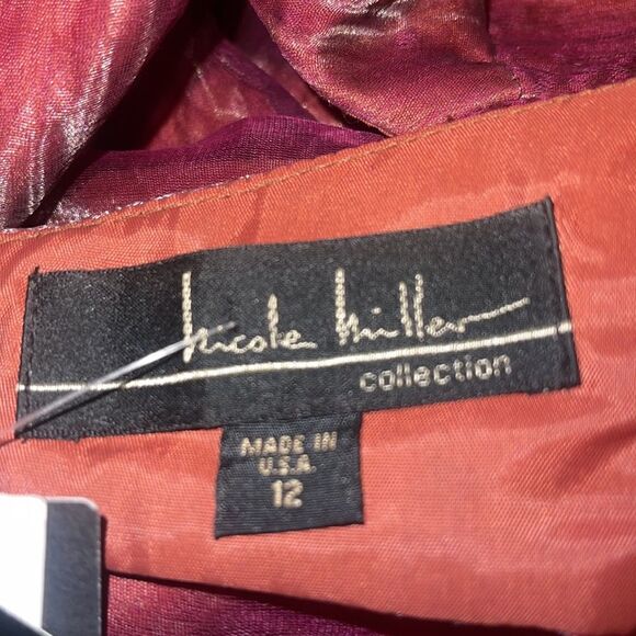 🆕 [Nicole Miller] Burgundy Beaded Silk Lined Gown Sz: 12 NWT! - Picture 12 of 12